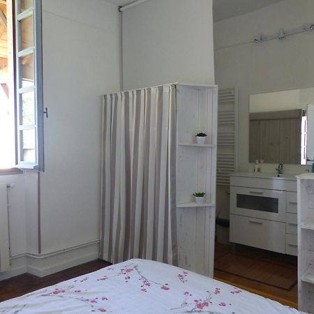 Maison Arriu Bed and Breakfast Montaut  Exterior foto