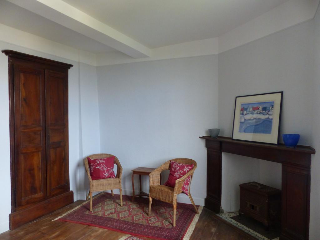 Maison Arriu Bed and Breakfast Montaut  Habitación foto