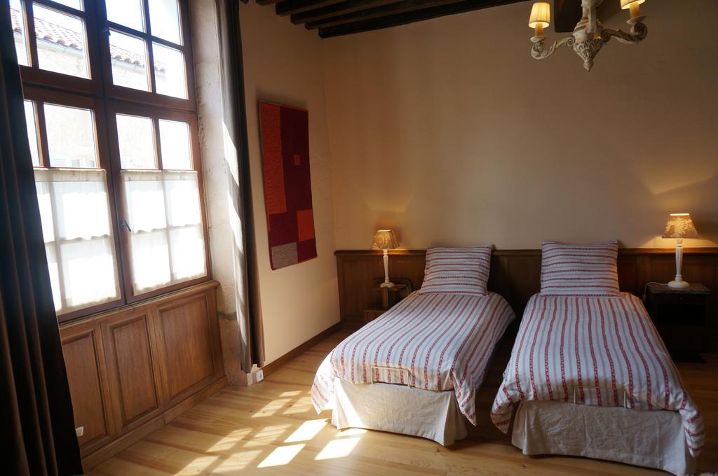 Maison Arriu Bed and Breakfast Montaut  Habitación foto